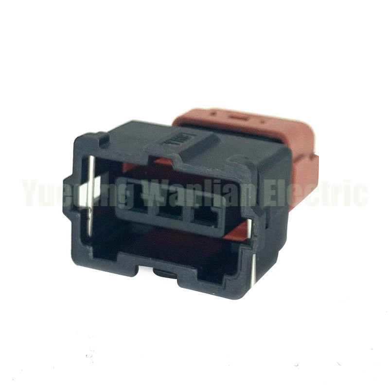 3 পিন ইগনিশন কয়েল সংযোগকারী PB185-03026 অটোমোটিভ হাই ভোল্টেজ ইগনিশন কয়েল প্লাগ