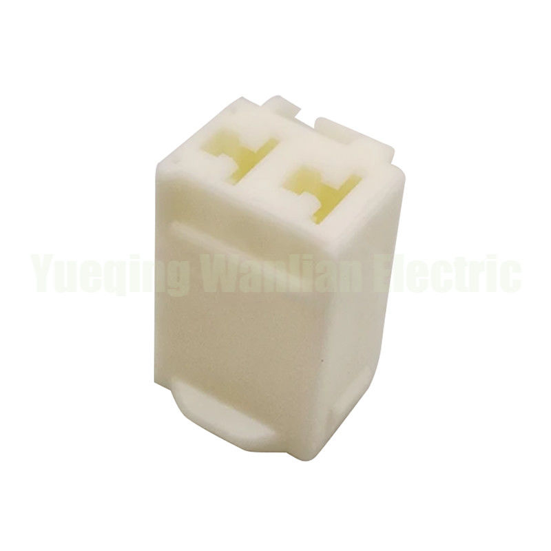 2 পিন 7283-3020 MG652500 মহিলা অটোমোবাইল সংযোগকারী প্লাগ শেল এবং সংযোগকারী সরবরাহ করা হয়