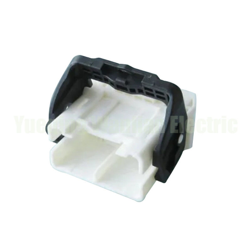 32 পিন MG641707 7282-5667 অটোমোবাইল সংযোগকারী অটোমোবাইল মহিলা ডকিং তারের সংযোগকারী Unsealed সকেট