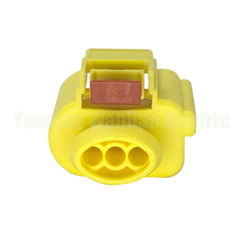 3 পিন 8V0973703 এসি সমাবেশ অটোমোবাইল ওয়্যারিং সকেট গাড়ি তারের তারের জলরোধী সংযোগকারী