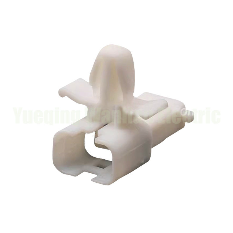 3 পিন MG640186 অ্যারোমোটিভ সংযোগকারী তারের তারের হার্নেস সংযোগকারী হাউজিং প্লাগ সংযোগকারী